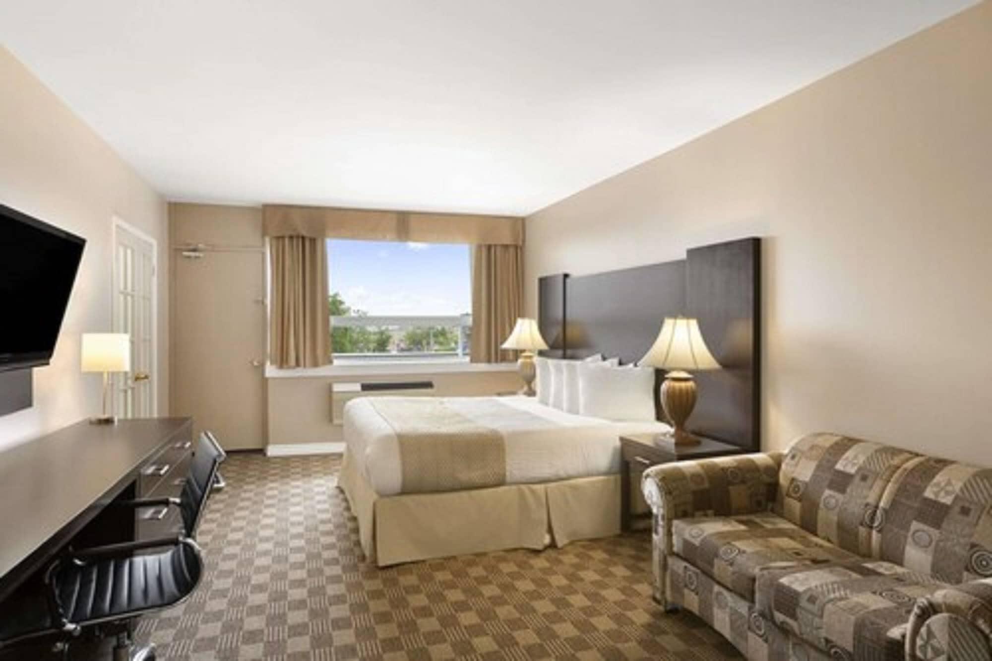 Days Inn & Suites By Wyndham North Bay Downtown Exteriör bild