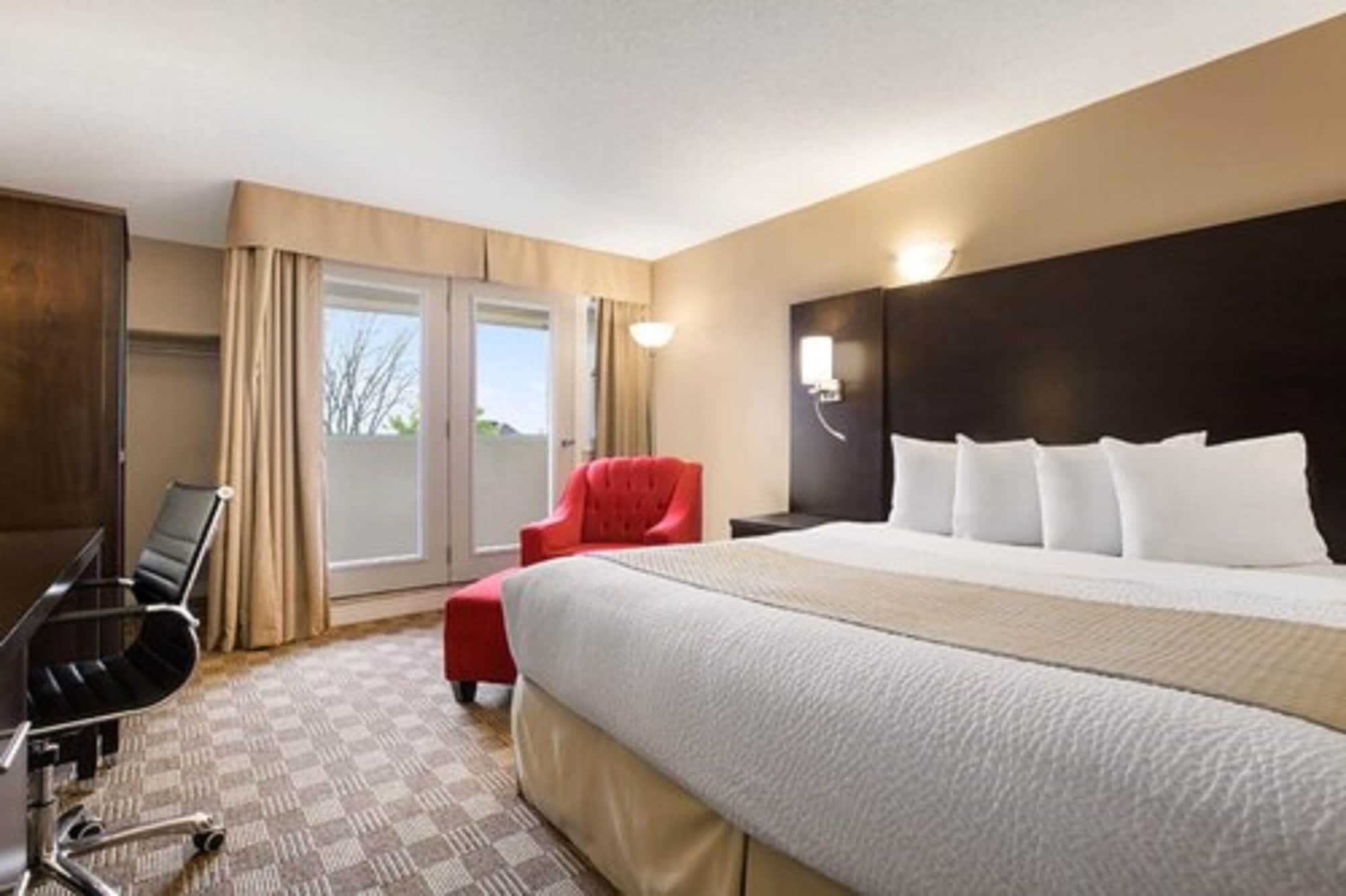 Days Inn & Suites By Wyndham North Bay Downtown Exteriör bild