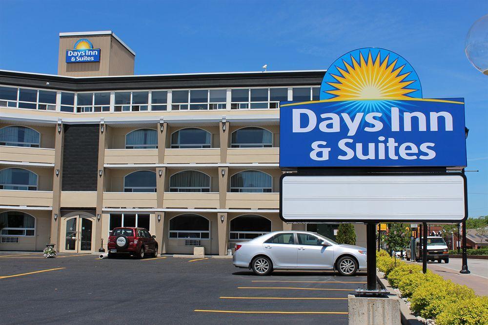 Days Inn & Suites By Wyndham North Bay Downtown Exteriör bild