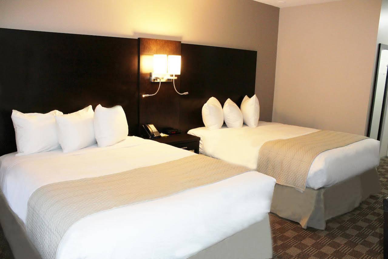 Days Inn & Suites By Wyndham North Bay Downtown Exteriör bild
